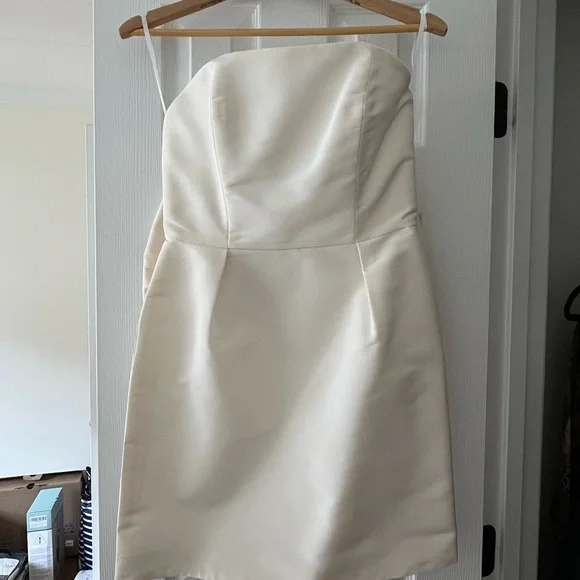 white mini graduation dress 2025 Strapless Short Graduation Dress with Faux Pockets White / Large